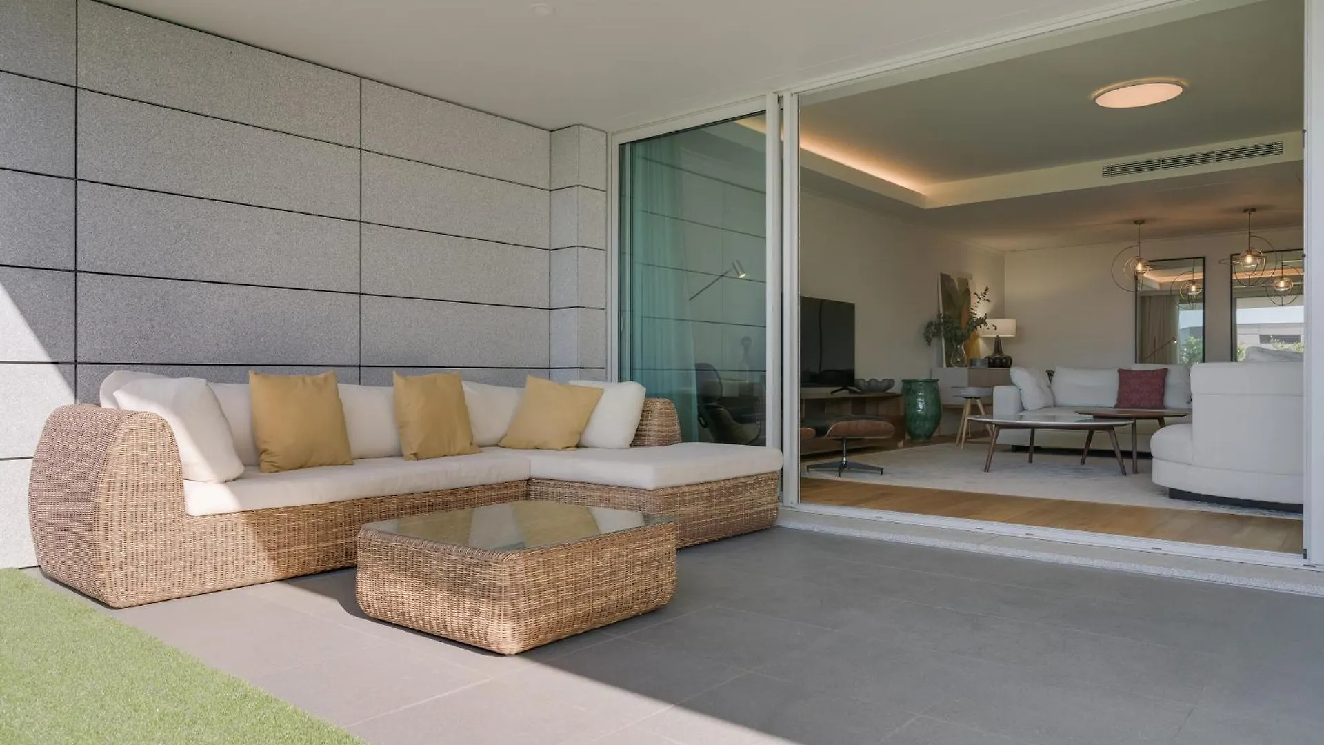 Monumental Madeira 3 Bedroom Luxury Family Flat With Swimming Pool Φουνκάλ Πορτογαλία