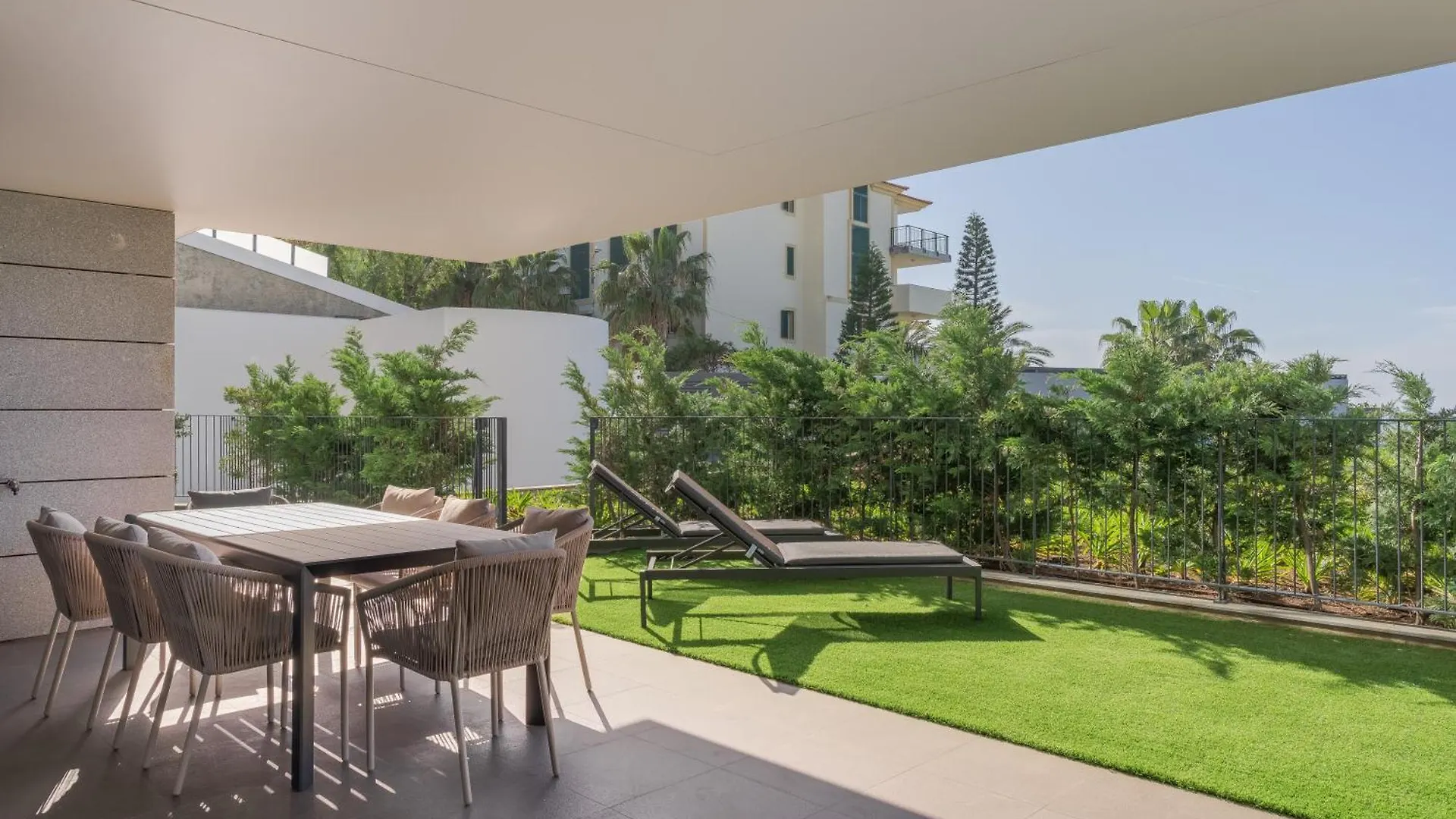 Διαμέρισμα Monumental Madeira 3 Bedroom Luxury Family Flat With Swimming Pool Φουνκάλ Πορτογαλία