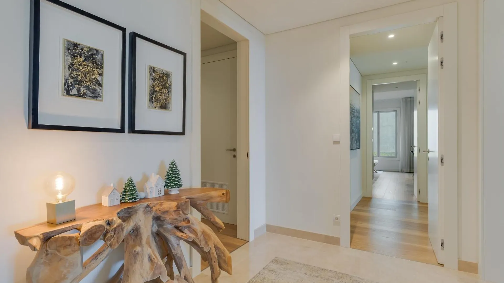 아파트 Monumental Madeira 3 Bedroom Luxury Family Flat With Swimming Pool 푼샬 포르투갈