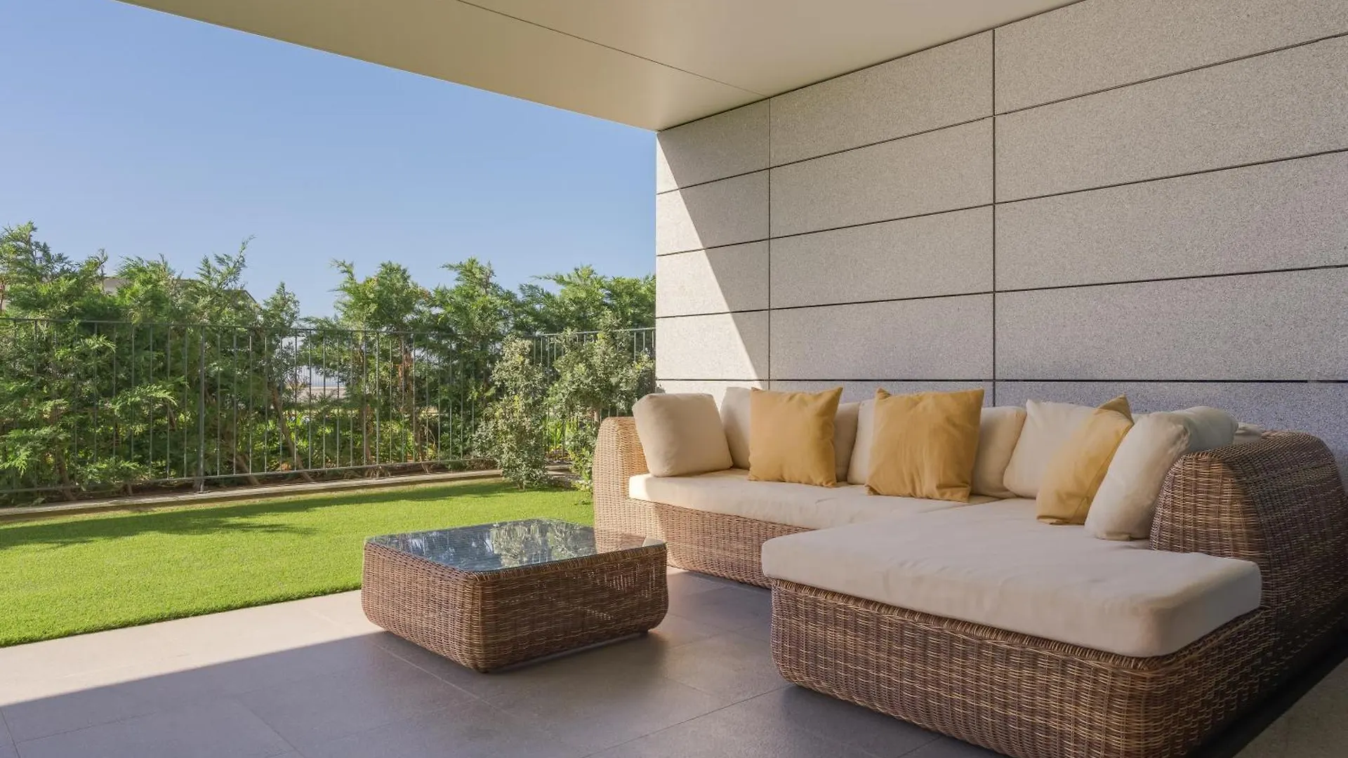 Monumental Madeira 3 Bedroom Luxury Family Flat With Swimming Pool Φουνκάλ