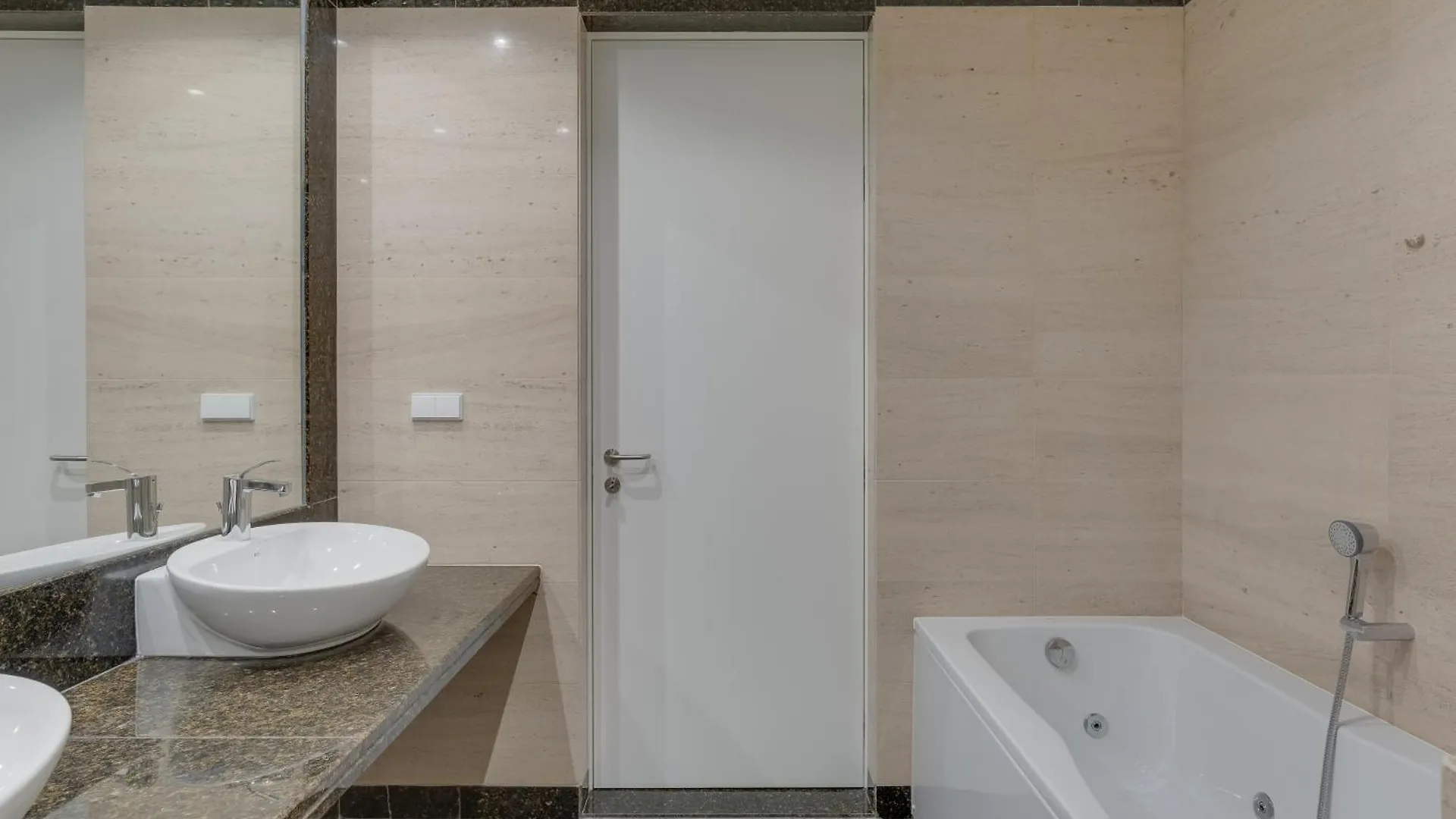 Monumental Madeira 3 Bedroom Luxury Family Flat With Swimming Pool Φουνκάλ 0*,