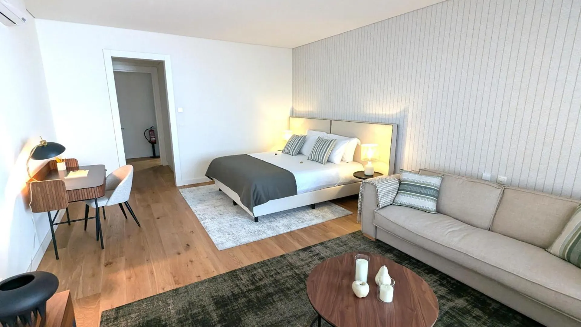 Διαμέρισμα Monumental Madeira 3 Bedroom Luxury Family Flat With Swimming Pool Φουνκάλ